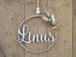 Preview: Namensschild "Linus" aus Holz mit Jute-Hoop und Trockenblumen Preview: Namensschild "Linus" aus Holz mit Jute-Hoop und Trockenblumen