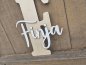 Preview: Namensschild Schriftzug Lasercut "Finja" mit großem Buchstaben