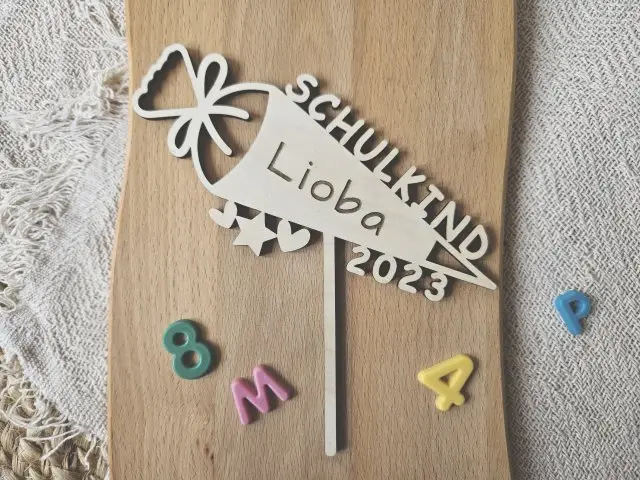 Cake Topper Schriftzug "Einschulung / Schulkind 7" Lasercut mit Gravur