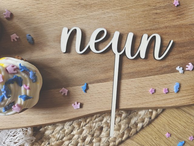 Preview: Cake Topper Schriftzug "Geburtstag 9 Neun" Lasercut aus Holz