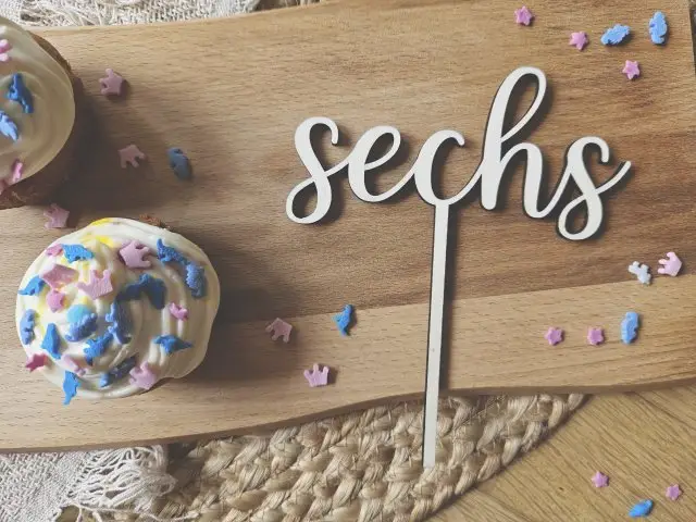 Cake Topper Schriftzug "Geburtstag 6 Sechs" Lasercut aus Holz