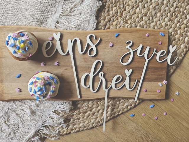 Preview: Cake Topper Schriftzug "Geburtstag 7 Sieben" Lasercut aus Holz