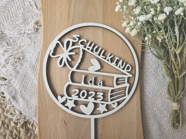 Cake Topper Schriftzug "Einschulung / Schulkind 6" Lasercut mit Gravur