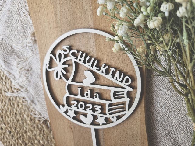 Preview: Cake Topper Schriftzug "Einschulung / Schulkind 6" Lasercut mit Gravur