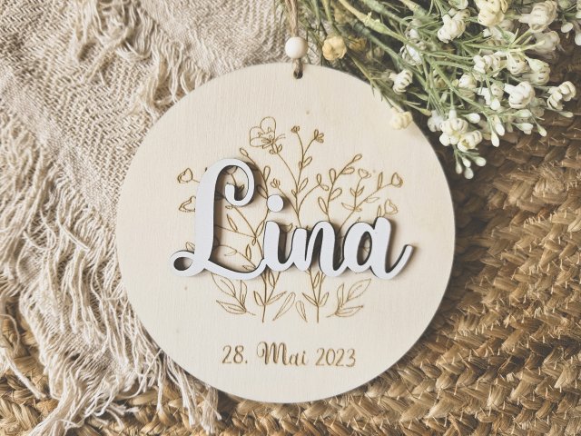 Preview: Holzschild "Geburt 5" mit individueller Gravur und 3D Schriftzug