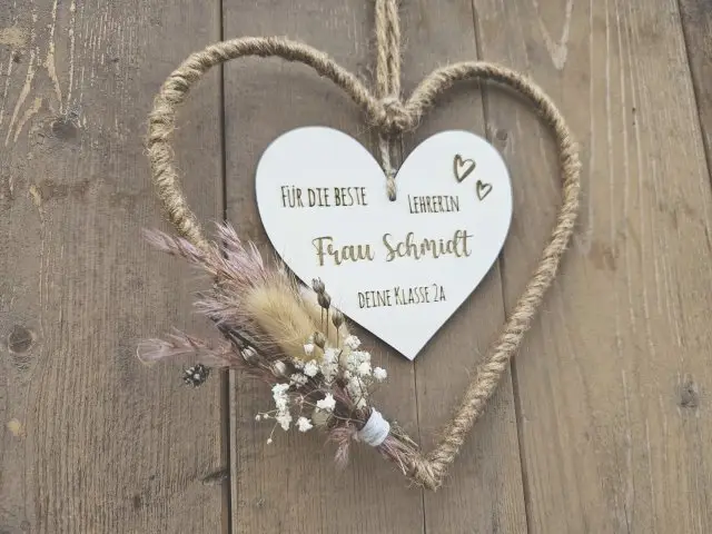 Holzschild mit Jute-Hoop "Danke 1" mit individueller Gravur