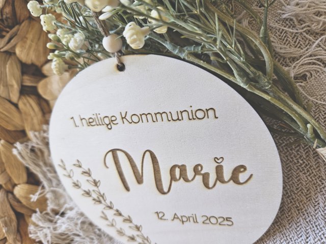 Holzschild "Kommunion / Konfirmation 2" mit individueller Gravur aus Holz
