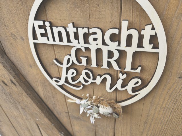 Lasercut Hoop "Eintracht Girl" mit individuellem Laserschnitt