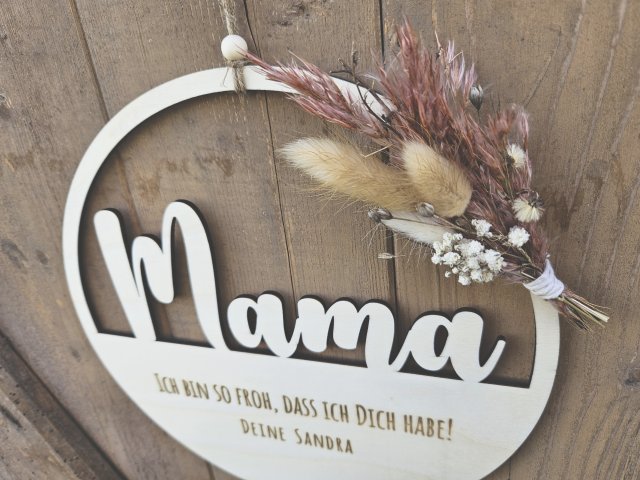 Lasercut Hoop "Mama 1" mit individuellem Laserschnitt