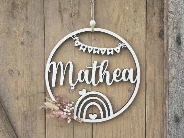 Lasercut Hoop "Namensschild 1" für das Kinderzimmer