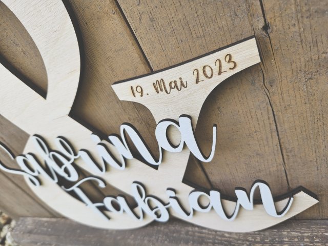 Namensschild Schriftzug Lasercut "Zur Hochzeit 1" mit Brautpaar Namen