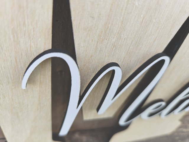 Namensschild Schriftzug Lasercut "Melina" mit großem Buchstaben