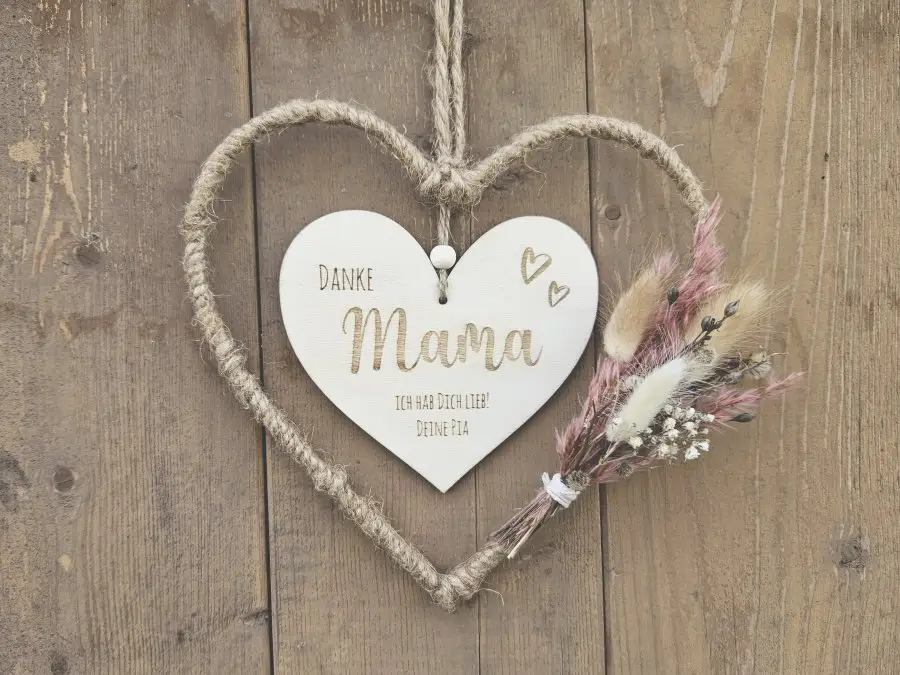 Holzschild mit Jute-Hoop "Danke Mama 1" mit individueller Gravur