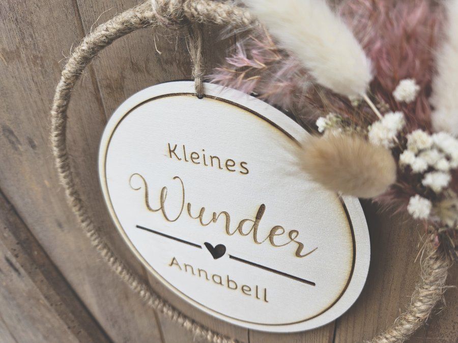 Holzschild mit Jute-Hoop "Geburt 3" mit individueller Gravur Holzschild mit Jute-Hoop "Geburt 3" mit individueller Gravur