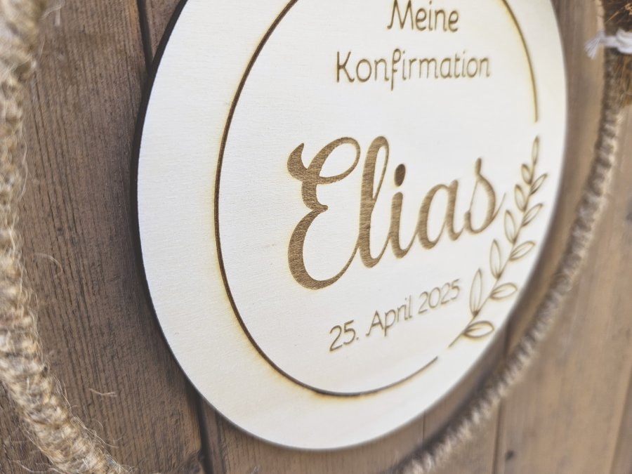 Holzschild mit Jute-Hoop "Kommunion / Konfirmation 3" mit individueller Gravur Holzschild mit Jute-Hoop "Kommunion / Konfirmation 3" mit individueller Gravur