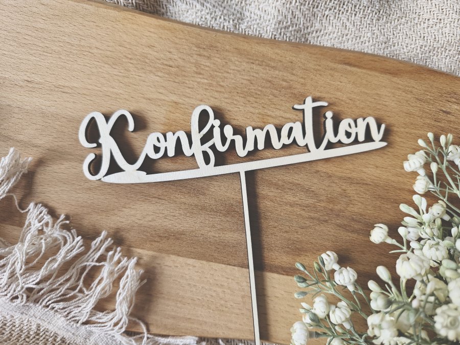 Cake Topper Schriftzug "Konfirmation 1" Lasercut aus Holz Cake Topper Schriftzug "Konfirmation 1" Lasercut aus Holz