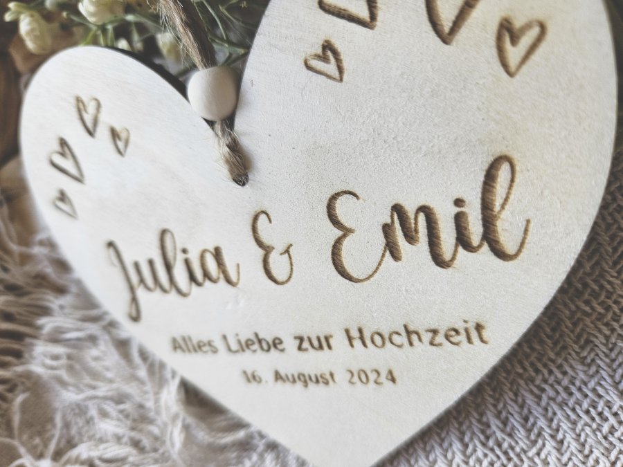 Holzschild "Hochzeit 1" mit individueller Gravur aus Holz