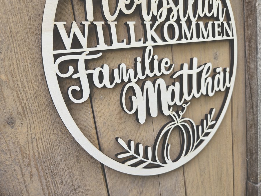 Lasercut Hoop "Willkommen 5" mit individuellem Laserschnitt