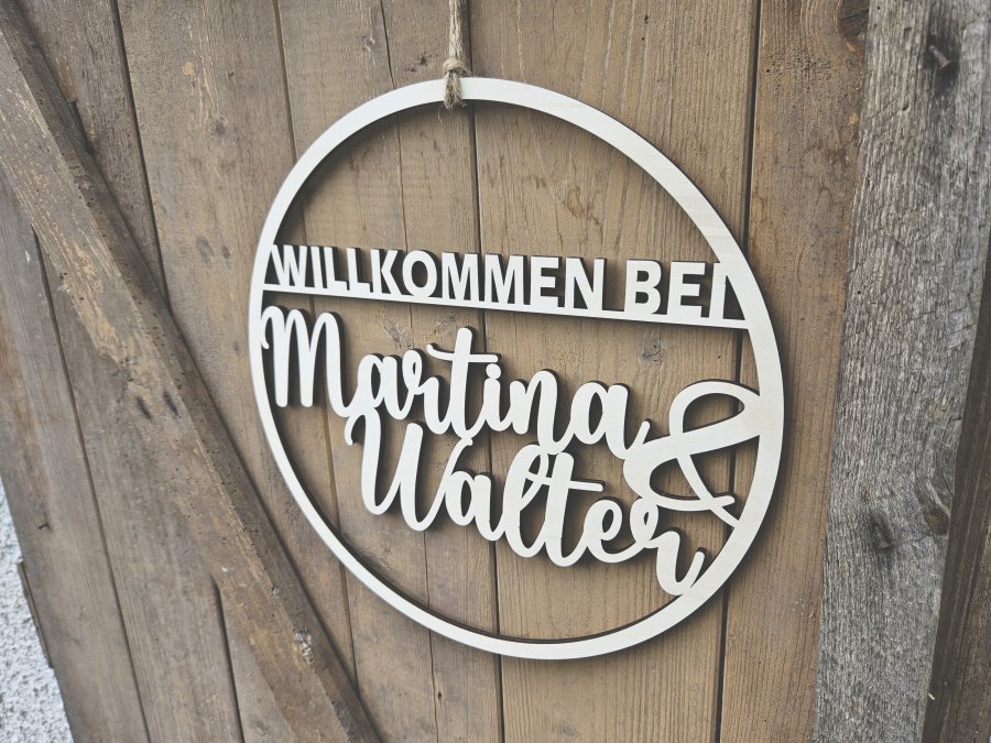 Lasercut Hoop "Willkommen 1" mit individuellem Laserschnitt