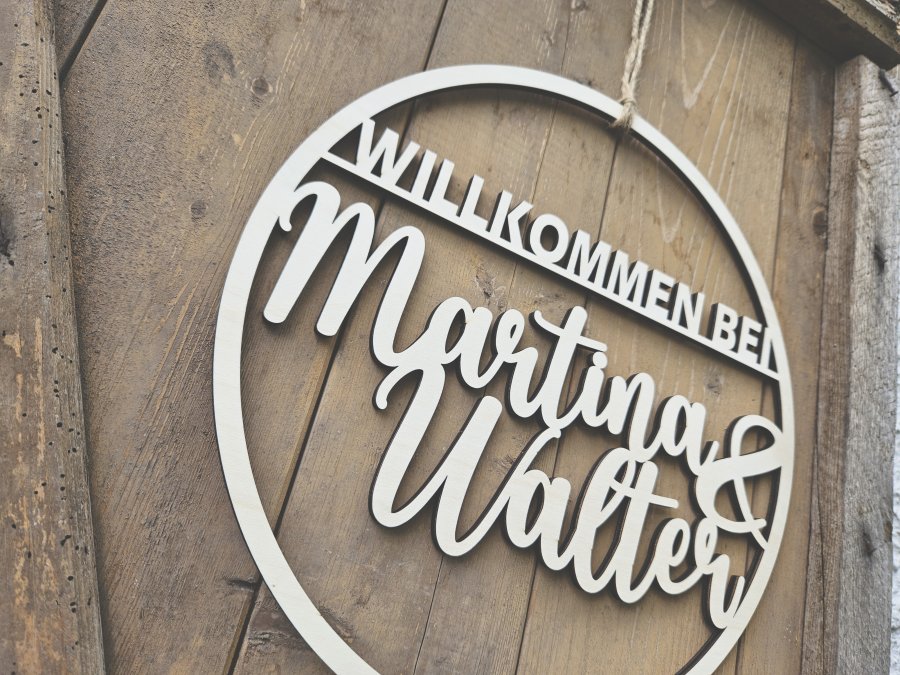 Lasercut Hoop "Willkommen 1" mit individuellem Laserschnitt