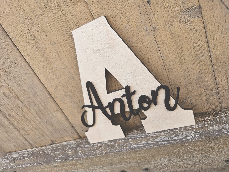Namensschild Schriftzug Lasercut "Anton" mit großem Buchstaben