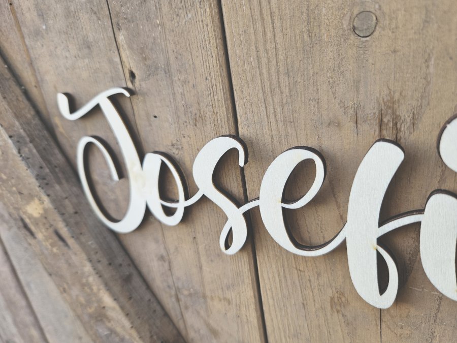 Namensschild Schriftzug Lasercut "Josefina" aus Holz